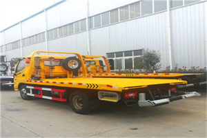 金汇镇附近拖车救援搭电