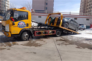 金汇镇救援拖车费用怎么算